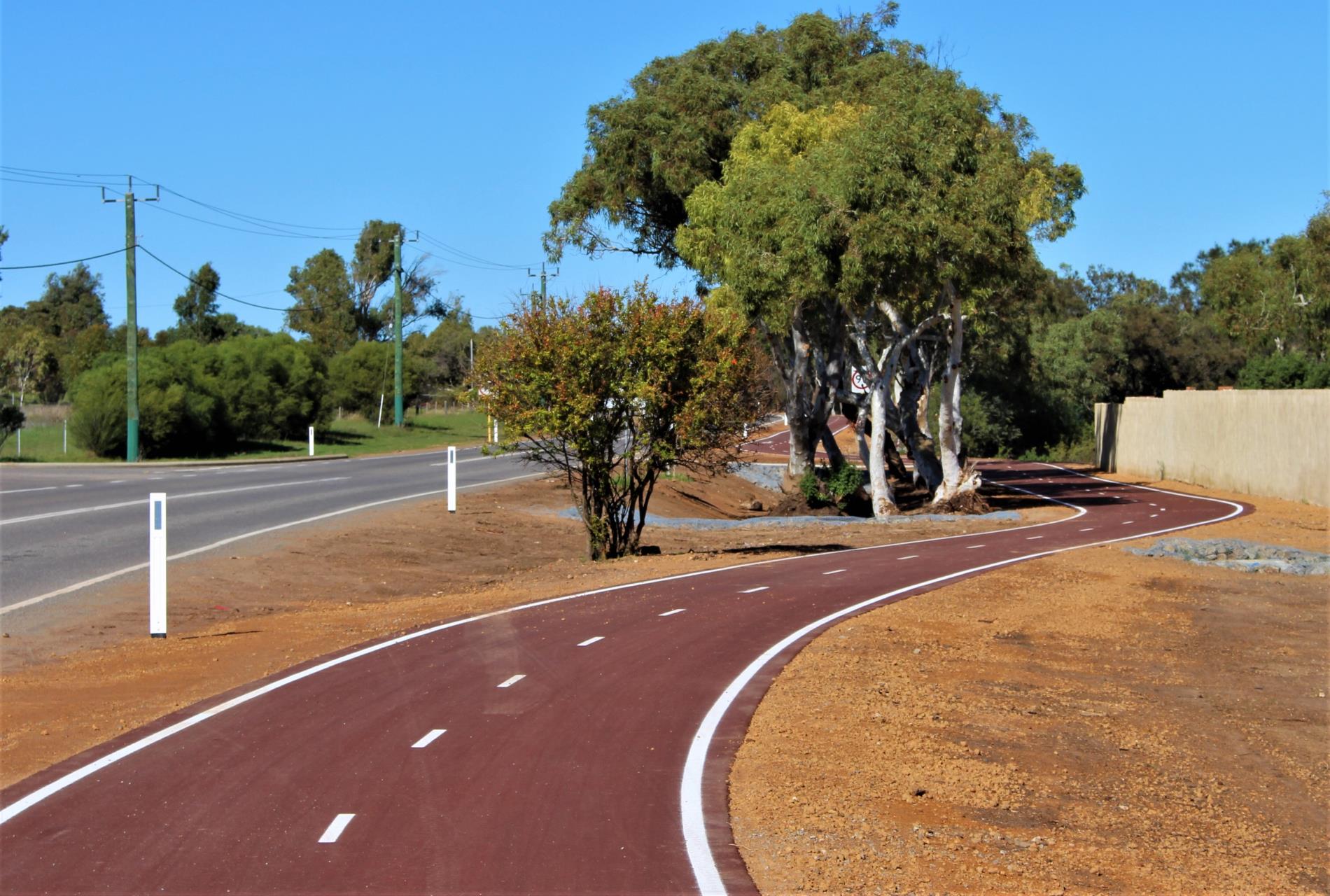 hapman Road Shared Path south of Glenfield Beach Drive.