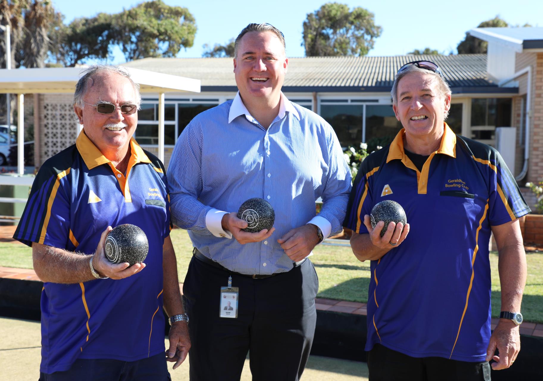 Mayor Shane Van Styn with one of the recipients from Round 21 Neil Exten and Kim Trotter of the Geraldton Bowling Club. 