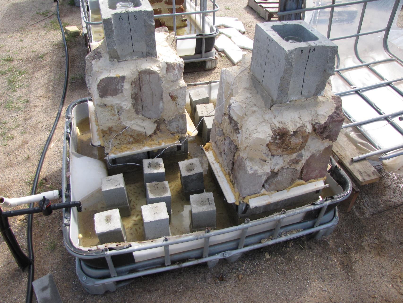 Research into sealers to minimise salt fretting of sandstone buildings