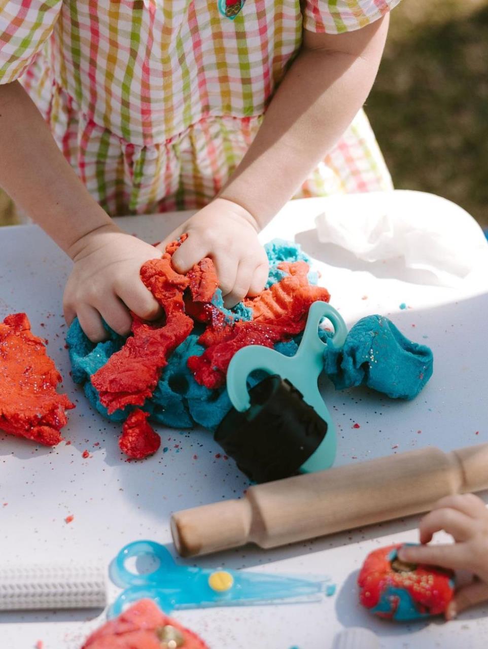 Messy Play with Playmore