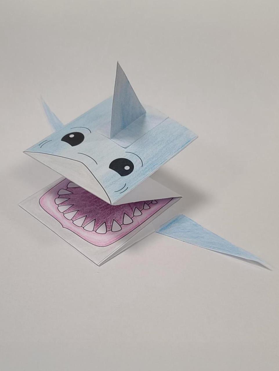 Snapping Shark Papercraft