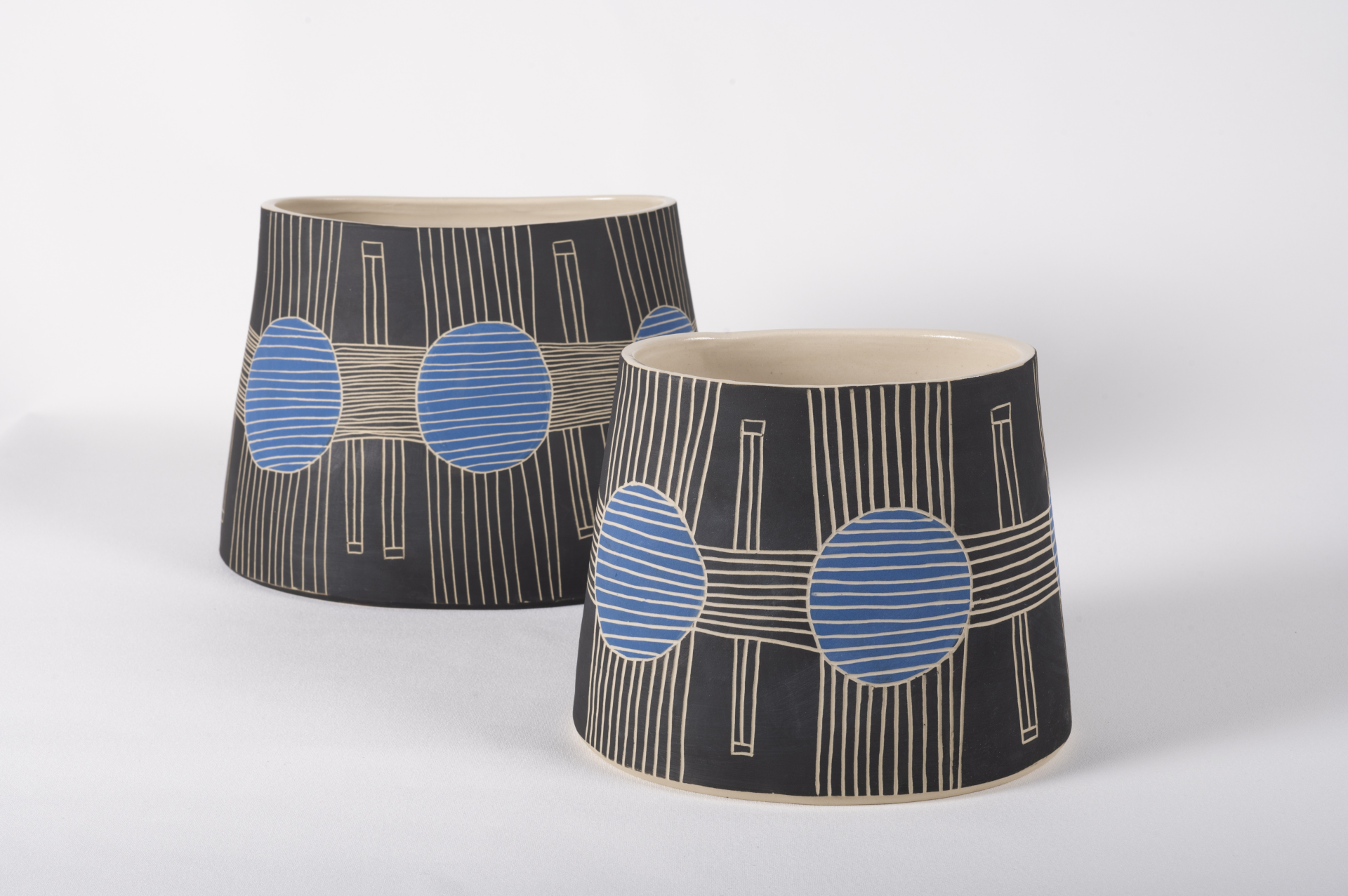 Clay and textiles take over GRAG